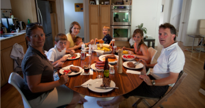 3 Things to Guard Against When it Comes To Family Dinners - JackieBledsoe.com